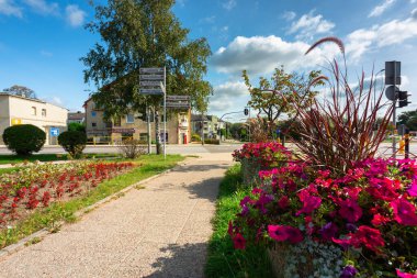 Pruszcz Gdanski, Polonya - 19 Eylül 2020: Pruszcz Gdanski, Polonya 'daki şehir merkezinin güzel manzarası.