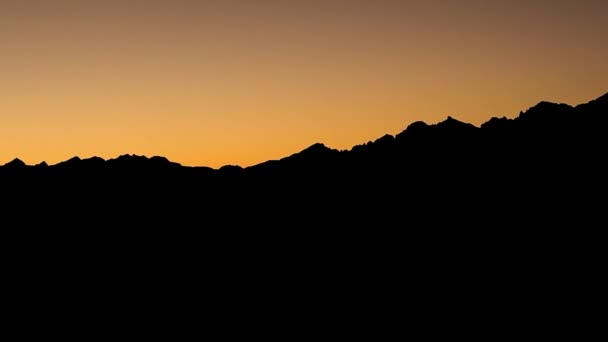 Silueta Oscura Las Montañas Puesta Sol Picos Montaña Dolomitas Brenta — Vídeos de Stock