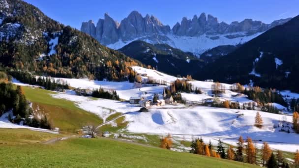 Panoramic view of St. Maddalena village, Dolomites, Italy — Stock Video