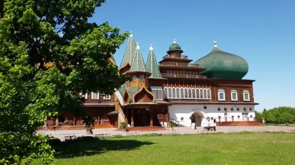 Mosca, Russia - 22 maggio. 2018. castello dello zar Alexei Mikhailovich nel museo di Kolomenskoye — Video Stock