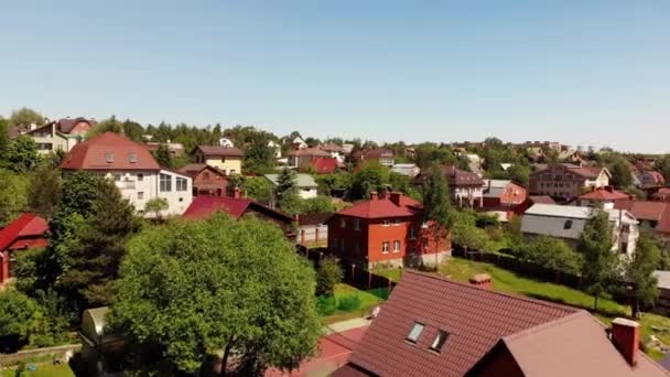 Vista del pueblo cerca de Moscú desde arriba, Rusia — Vídeo de stock