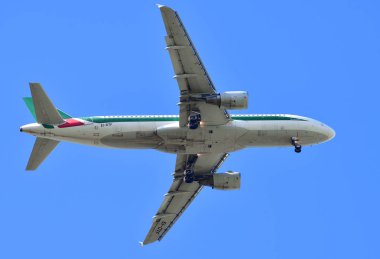 Sheremetyevo, Rusya Federasyonu - Mayıs 09. 2018. havayolu şirketi Alitalia airbus