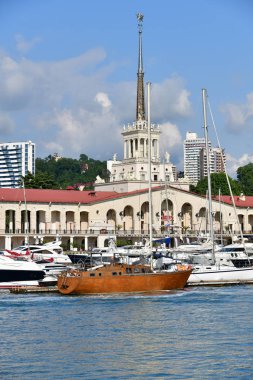 Sochi, Rusya Federasyonu - 2 Haziran. 2018. denizden seaport binasına görüntüleyin