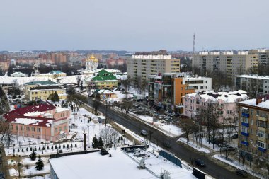 Dmitrov, Rusya Federasyonu - 10 Mart. 2018. yukarıdan bir şehir merkezinde Sovetskaya Caddesi üzerinde görüntüleyin