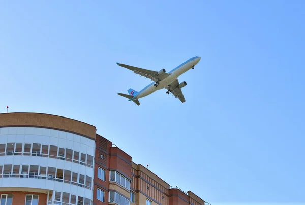 シェレメーチエヴォ国際空港 ロシア連邦 2018 航空会社大韓航空エアバス A330 — ストック写真