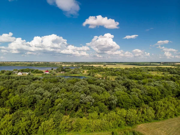 Kırsal alanlarda Orta Rusya doğası