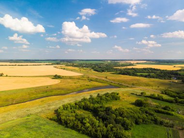 Peyzaj ve Rusya'daki bir tarım arazileri