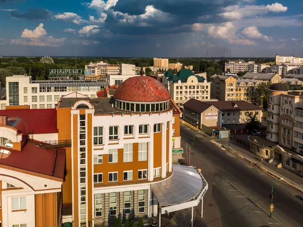 Lipetsk, Russia - Aug 5. 2018. view of Pervomayskaya street from above — Stock Photo, Image