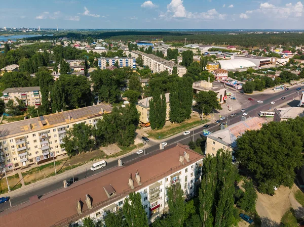 Lipetsk, Rusia - 5 de agosto. 2018. vista del distrito de Levoberezhny y la calle Zoya Kosmodemyanskaya — Foto de Stock