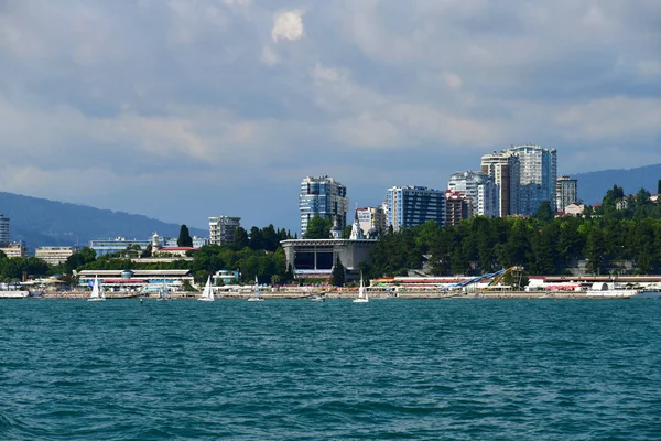 Sochi Rusya Federasyonu Haziran 2018 Deniz Tarafında Şehir Görünümünü — Stok fotoğraf
