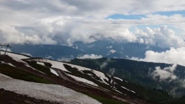 Sochi, Rusya Federasyonu - 2 Haziran. 2018. Kayak Merkezi Rosa Khutor