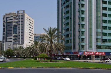 Ajman, Birleşik Arap Emirlikleri - 6 Nisan. 2018. kentsel altyapı merkezi bölümünde parçası