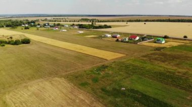 Rusya'da yükseklikten kırsal sonbahar manzara