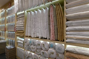 Moskova, Rusya - 18 Ocak. 2019 battaniye ve yastıklar Arya evinde saklamak