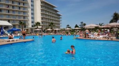 Sochi, Rusya Federasyonu - 31 Mayıs. Otel Sochi Park 201 yüzme havuzunda