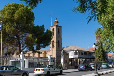 Nicosia, Kıbrıs - 2 Kasım. 2018. çan kulesi Katedrali St John ilahi