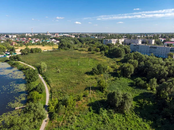 Gryazi - una tipica città provinciale sul fiume Matyra, Russia — Foto Stock