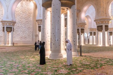 Abu Dabi, Bae - 2 Nisan. 2019. Şeyh Zeyd Ulu Camii kapalı