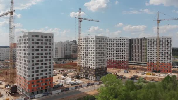 Moscou, Russie - 7 mai. 2019. Bâtiments résidentiels construits PIK est la plus grande entreprise de construction en Russie — Video