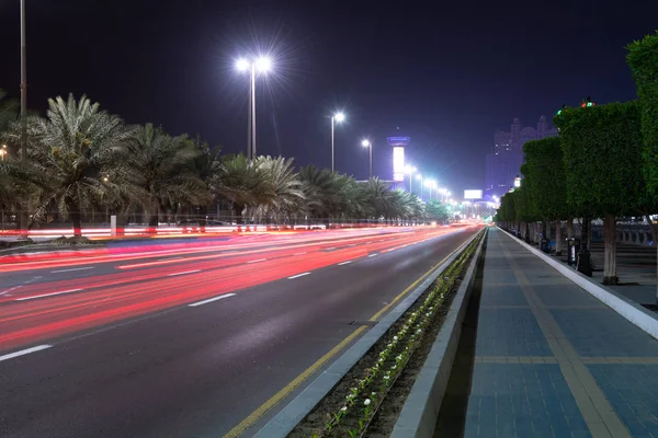 The Night cityscape with road in Abu Dhabi, UAE — Stock Photo, Image