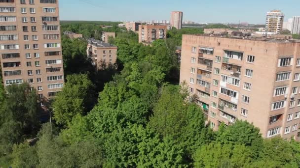 Il paesaggio urbano nella città di Khimki dall'alto. Russia — Video Stock