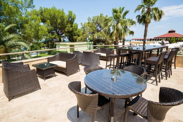 Cafe with round tables in the open air in Turkey — Stock Photo, Image