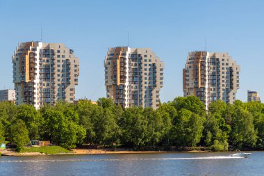 Khimki, Rusya - 3 Haziran. 2019. konut kompleksi Sol Bank Dubrava