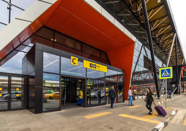 Moskau, Russland - 26. Juni. 2019. scheremetyevo internationaler flughafen, neues terminal b — Stockfoto