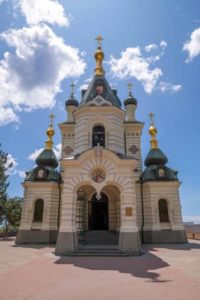 Форос. Крым - 9 июня. 2019 год. Церковь Воскресения Христова — стоковое фото