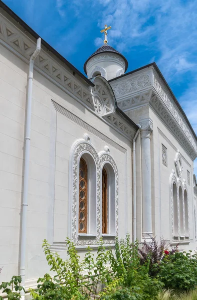 Chiesa dell'Esaltazione della Santa Croce nel Palazzo Livadia, Crimea — Foto Stock