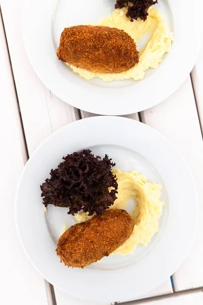 The Breaded cutlet with a mashed potatoes — Stock Photo, Image