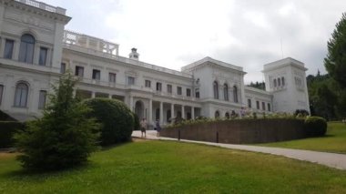 Livadia, Kırım - 10 Temmuz. 2019. Livadia Sarayı - Rus imparatorlarının eski güney ikametgahı