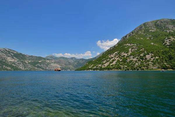 Summertime landscape in Kotor bay in Montenegro — Stock Photo, Image