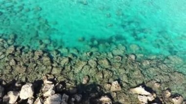 Kıbrıs Rum Kesimi 'nin Protaras kentindeki Meşhur Gündoğumu Sahili hakkında Akdeniz' in en üst manzarası