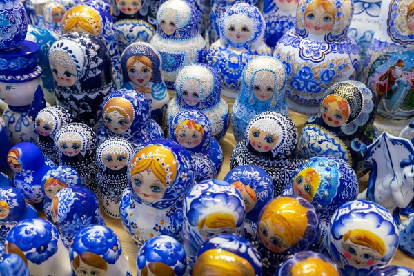 Moscow, Russia - Feb 21. 2020. Matryoshka - old national toy at gift shop — Stock Photo, Image