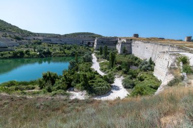 Inkerman kireç taşı ocağı. tarihi bölge