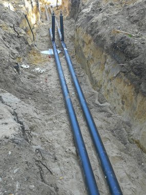şantiyede ısıtma boruları