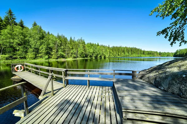 Wooden Bridge Lake Clear Blue Sky — Stock Photo, Image