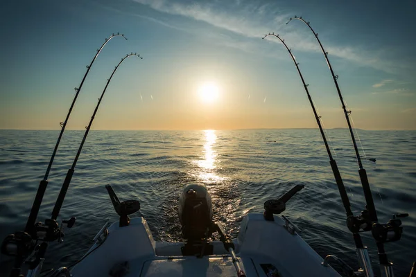 Manhã Trolling Pesca Lago Pôr Sol Fundo — Fotografia de Stock