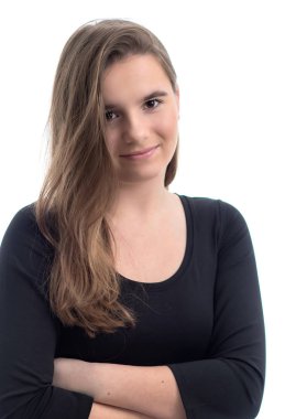 Beyaz arka plan üzerinde sevimli genç kız