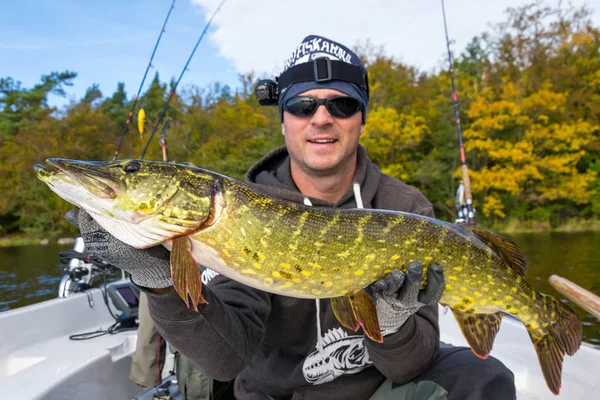 Pesca Del Luccio Svezia — Foto Stock