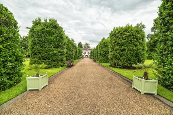 Kensington Jardines Parque Callejón Durante Día — Foto de Stock