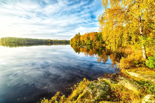Шведське Озеро Жовтні Природними Пейзажами — стокове фото