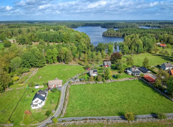 Вид Воздуха Озеро Деревню Швеции Сентябре — стоковое фото