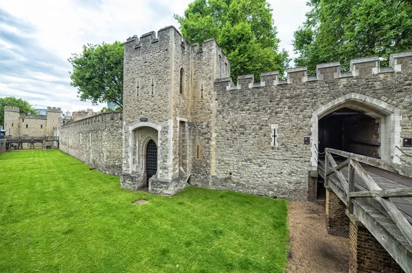 中世纪温莎城堡的建筑景观 — 图库照片
