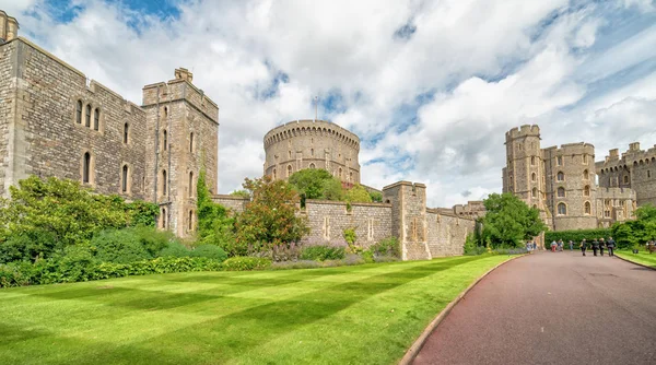 Windsor Inglândia Julho 2016 Vista Das Antigas Muralhas Pedra Castelo — Fotografia de Stock