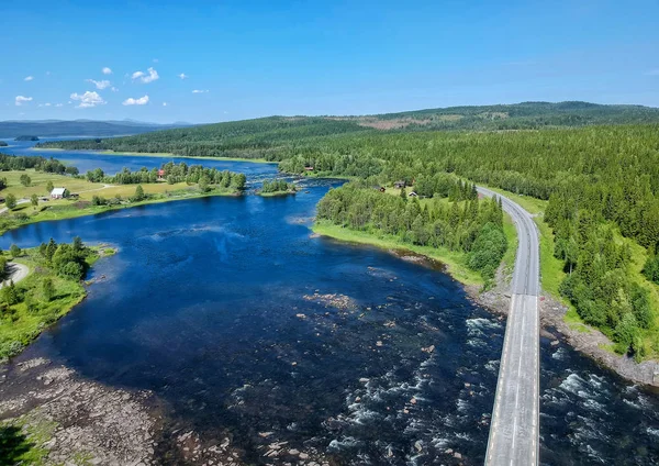 Landschaft Mit Fluss Aus Schwedischen Bergen — Stockfoto