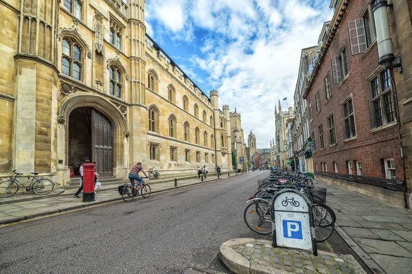 Cambridge Royaume Uni Juillet 2016 Trumpington Street View Bike Parking Image En Vente