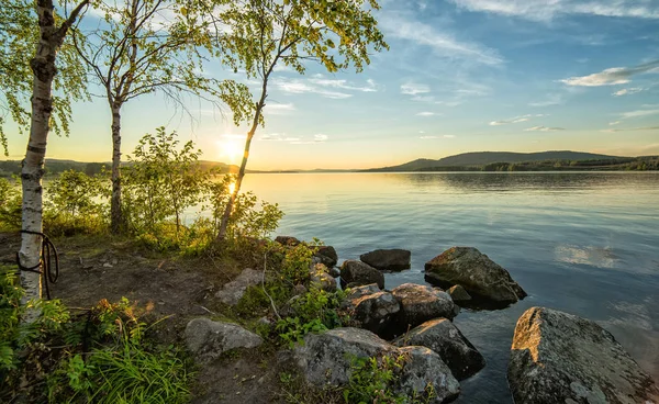 Hermoso Paisaje Del Lago Verano Por Noche —  Fotos de Stock