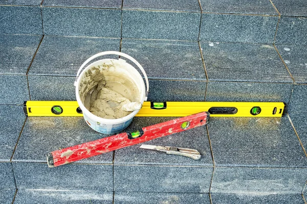 Plasterer Apparatuur Voor Een Nieuwe Trap Tegels — Stockfoto